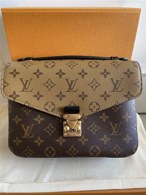 louis vuitton pochette metis italy|Louis Vuitton Pochette metis vintage.